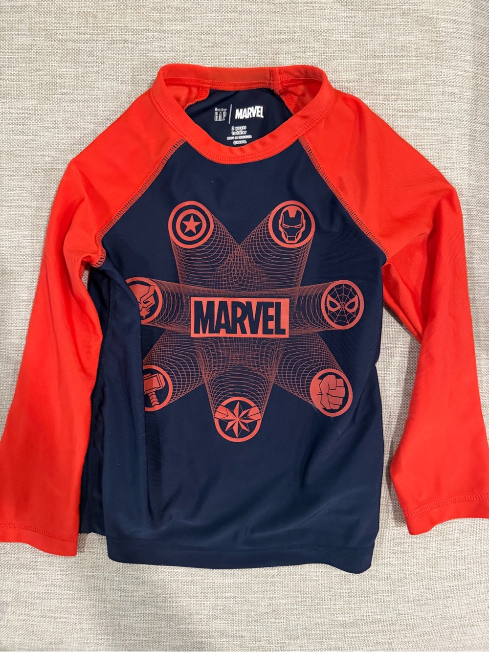 Marvel Navy and Red Kids' Superhero Rash Guard GAP Kids 2T swimwear